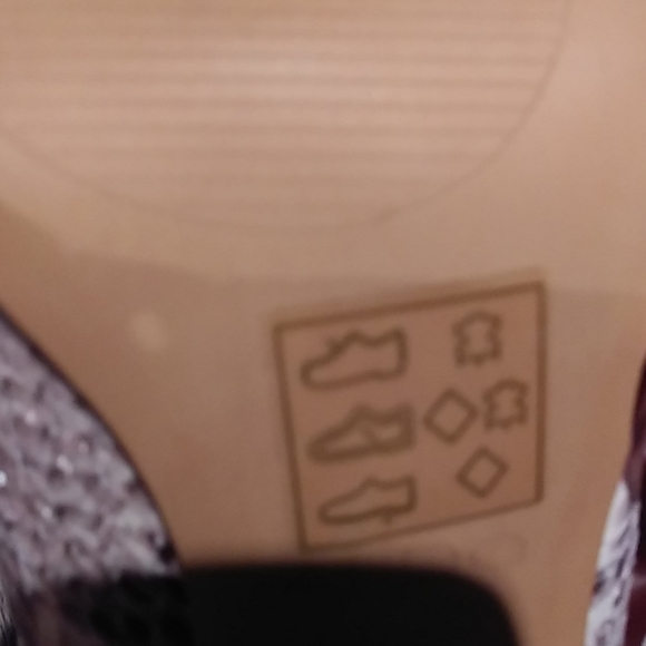 Aldo snakeprint genuine leather heels worn inside - Picture 5 of 10